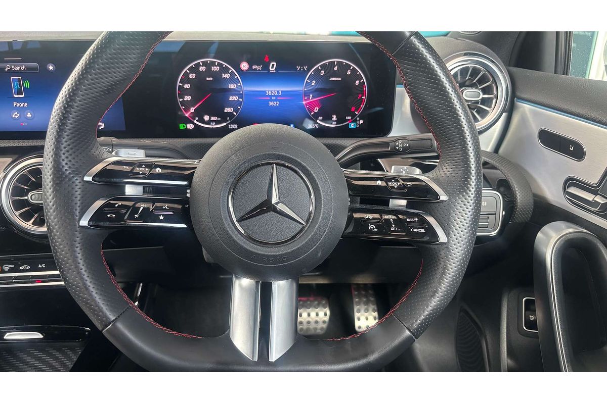 2024 Mercedes-Benz A-Class A200 V177