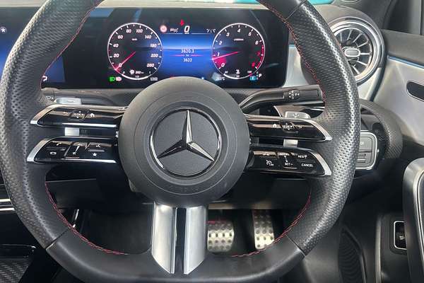 2024 Mercedes-Benz A-Class A200 V177