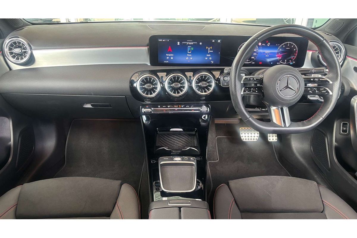2024 Mercedes-Benz A-Class A200 V177
