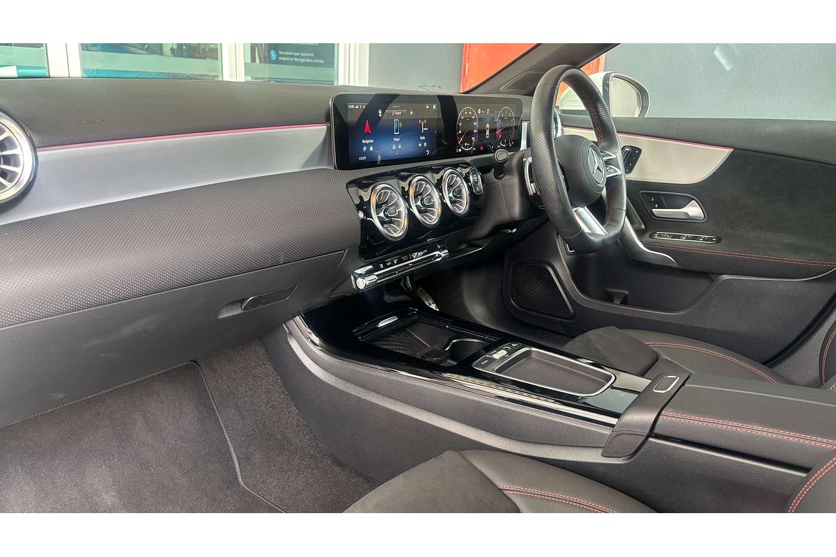 2024 Mercedes-Benz A-Class A200 V177