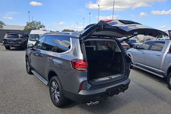 2024 LDV D90 Executive SV9A