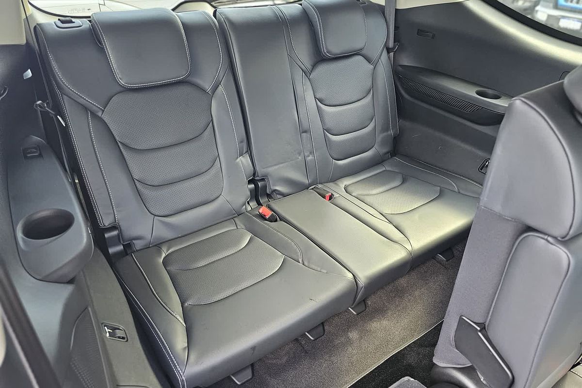 2024 LDV D90 Executive SV9A