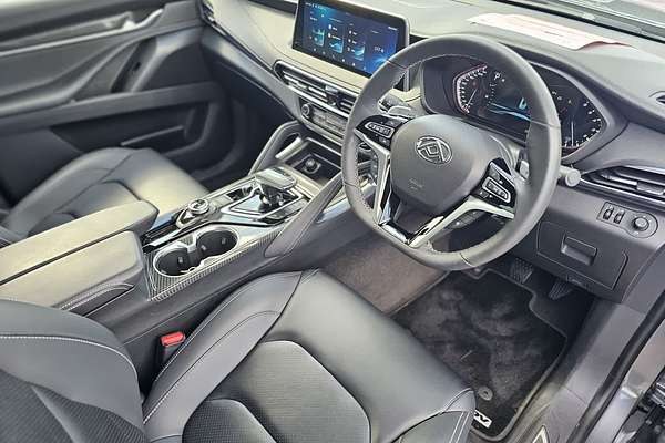 2024 LDV D90 Executive SV9A