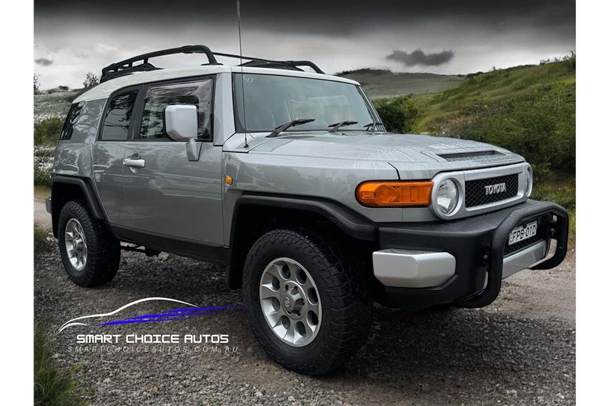 2012 Toyota FJ Cruiser GSJ15R
