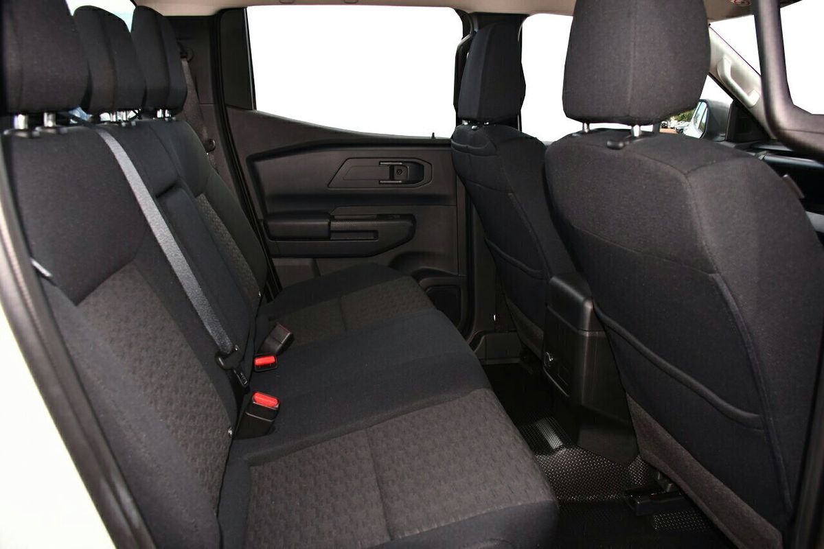 2025 Mitsubishi Triton GLX MV 4X4