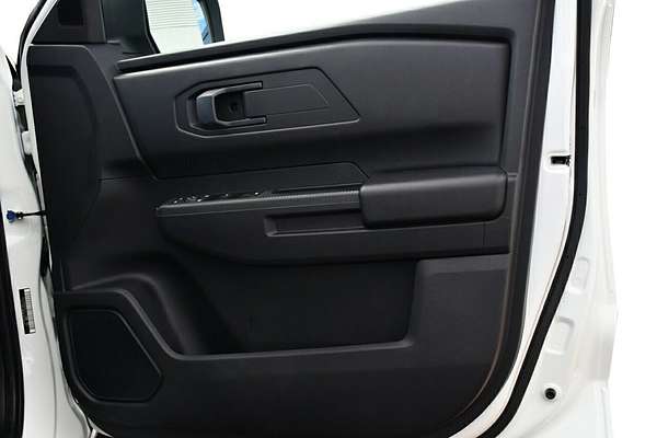 2025 Mitsubishi Triton GLX MV 4X4