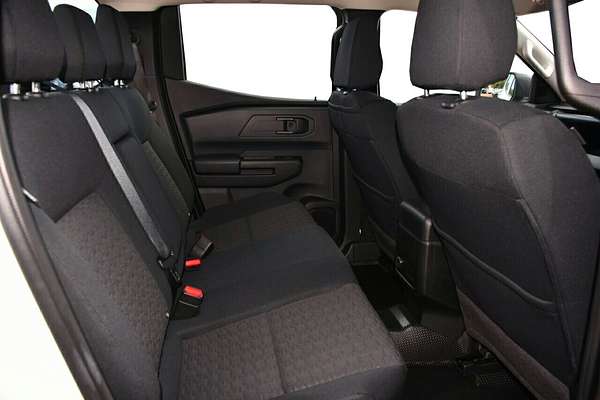 2025 Mitsubishi Triton GLX MV 4X4