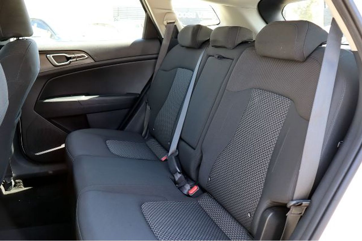 2023 Kia Sportage S NQ5