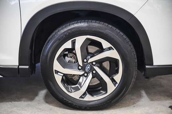 2022 Subaru Forester 2.5i-S S5