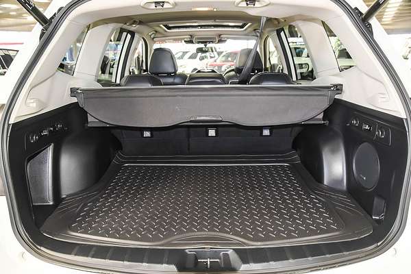 2022 Subaru Forester 2.5i-S S5