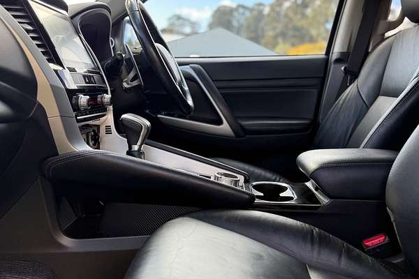 2020 Mitsubishi Pajero Sport Exceed QF