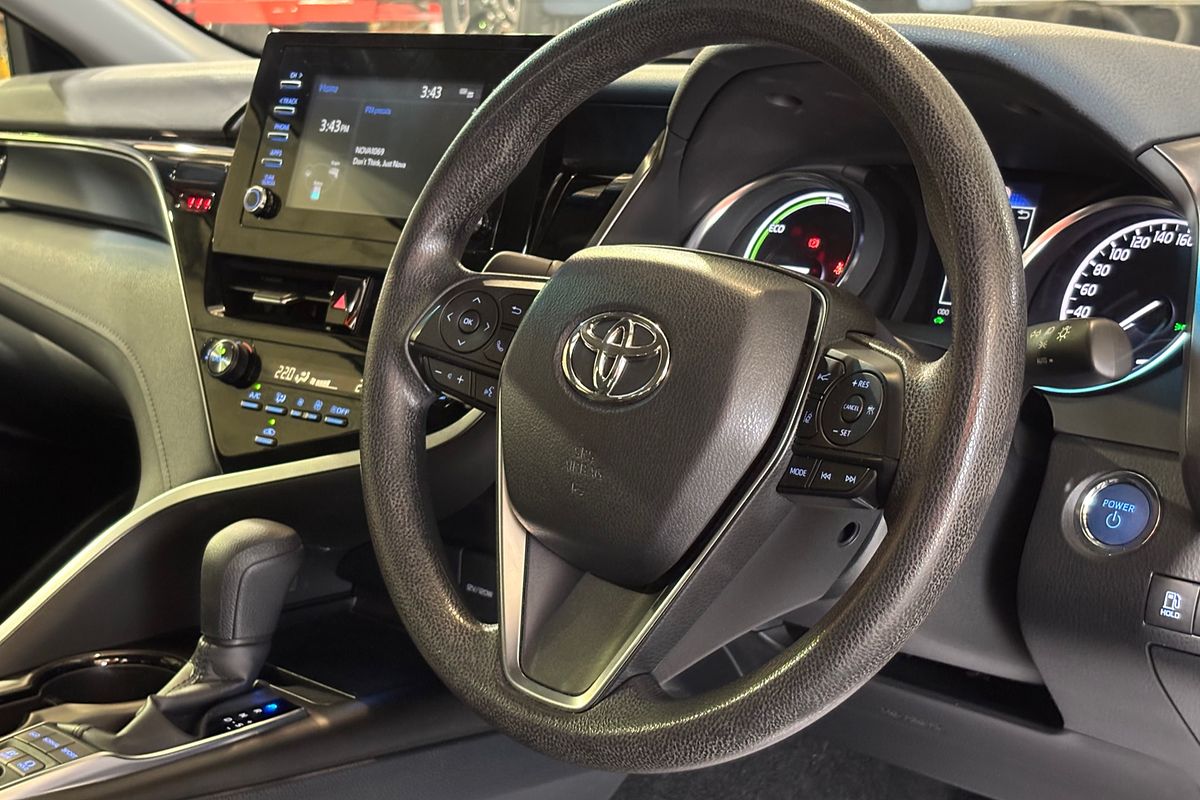 2024 Toyota Camry Ascent AXVH70R