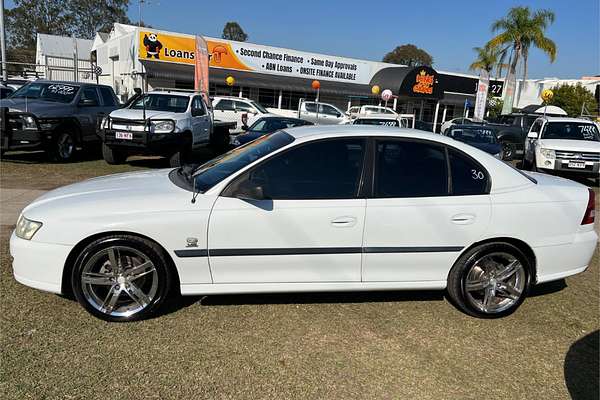 2005 Holden Commodore Executive VZ