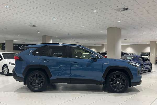 2024 Toyota RAV4 Edge AXAH54R