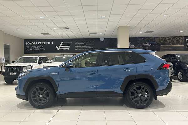 2024 Toyota RAV4 Edge AXAH54R