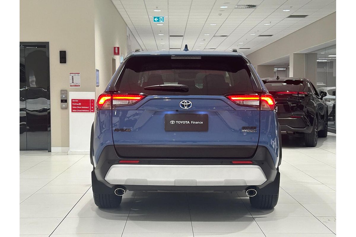 2024 Toyota RAV4 Edge AXAH54R