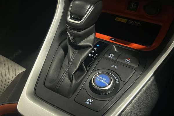 2024 Toyota RAV4 Edge AXAH54R