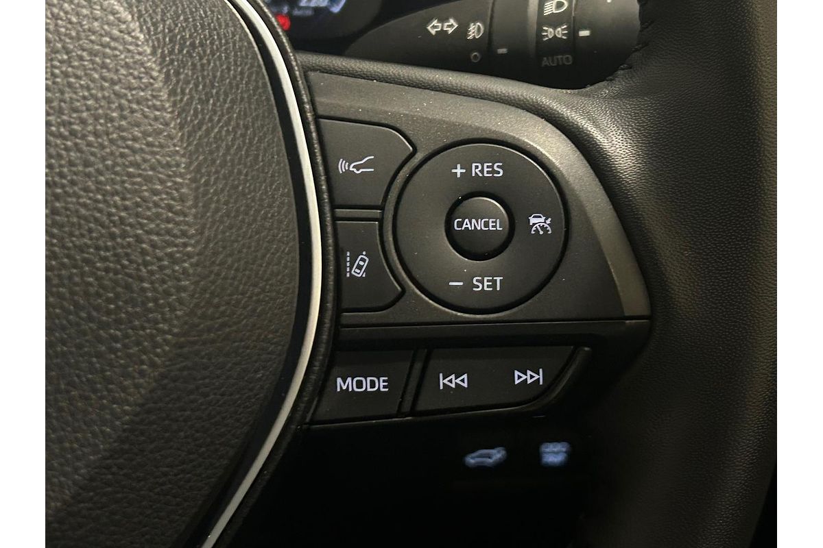 2024 Toyota RAV4 Edge AXAH54R