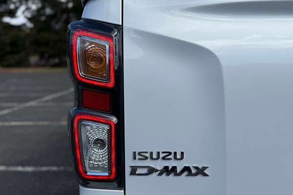 2023 Isuzu D-MAX X-TERRAIN 4X4
