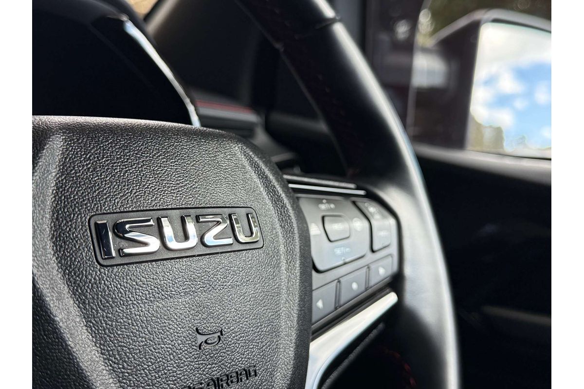 2023 Isuzu D-MAX X-TERRAIN 4X4