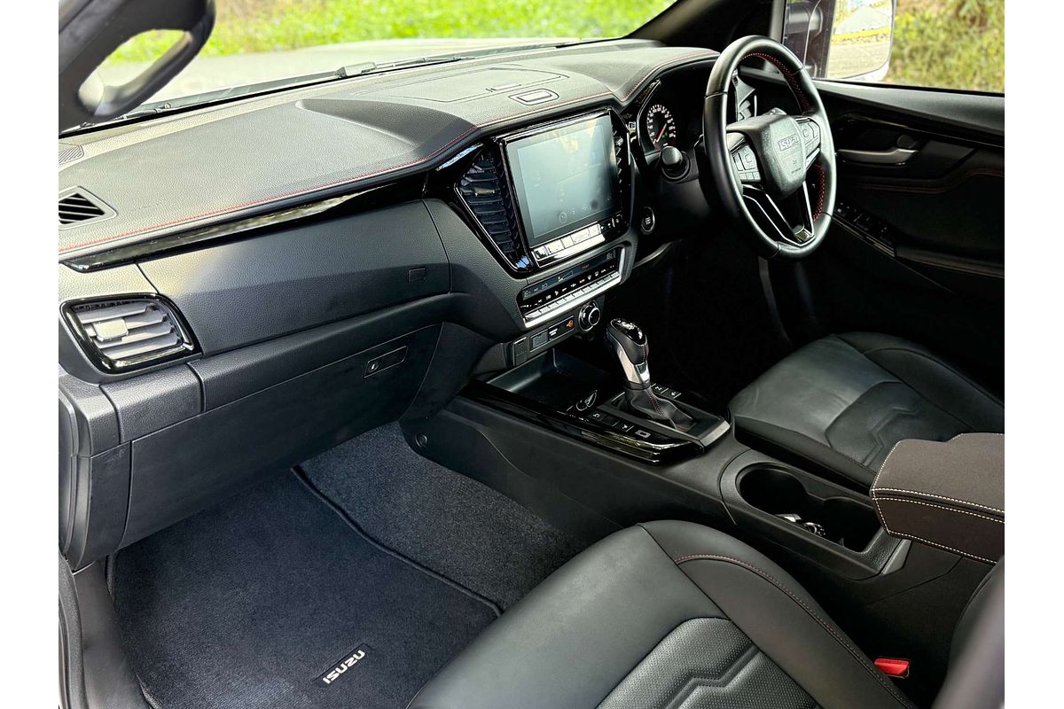 2023 Isuzu D-MAX X-TERRAIN 4X4
