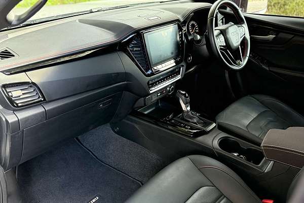 2023 Isuzu D-MAX X-TERRAIN 4X4