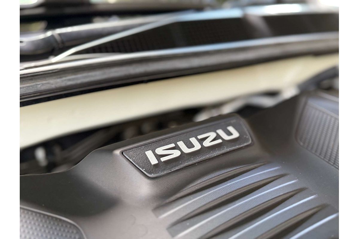 2023 Isuzu D-MAX X-TERRAIN 4X4