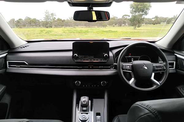 2023 Mitsubishi Outlander Aspire ZM