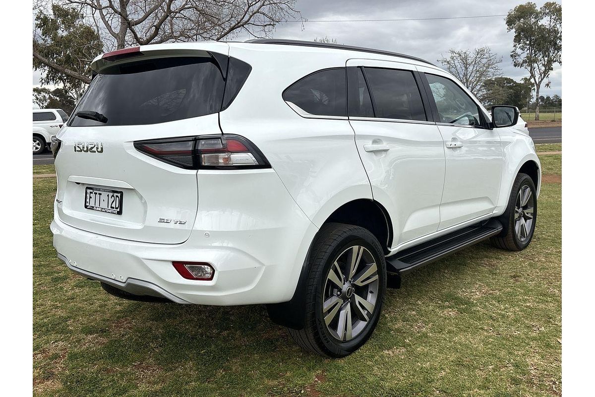 2023 Isuzu MU-X LS-T