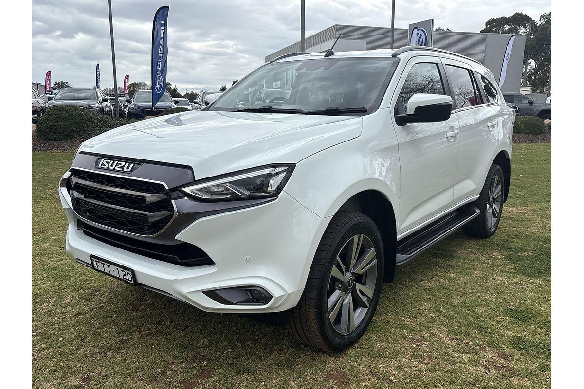 2023 Isuzu MU-X LS-T