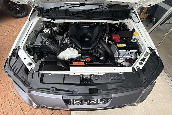 2023 Isuzu MU-X LS-T
