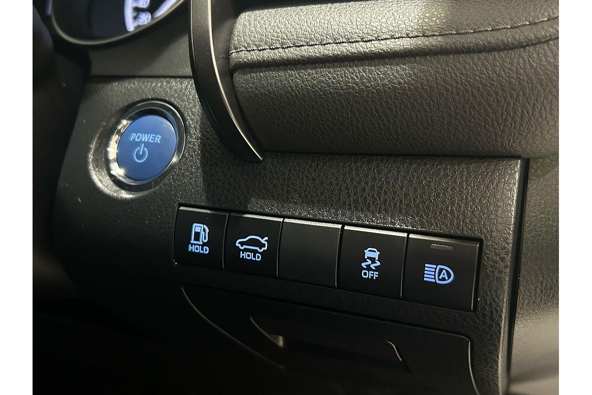 2021 Toyota Camry Ascent AXVH70R