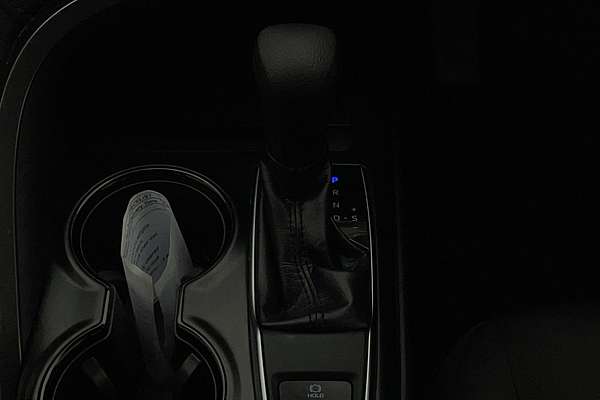 2018 Toyota Camry ASCENT ASV70R