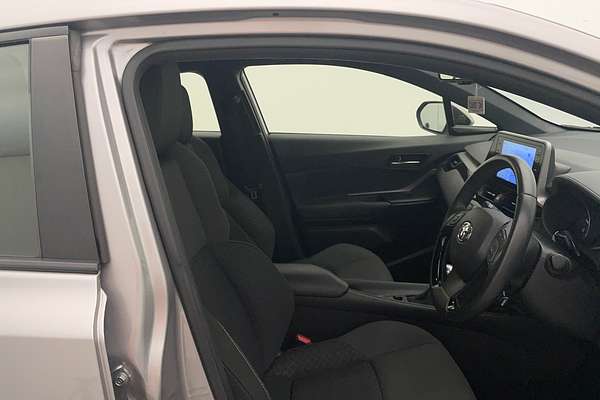 2022 Toyota C-HR GXL NGX10R
