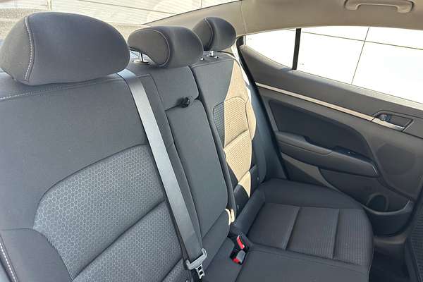 2016 Hyundai Elantra Active AD