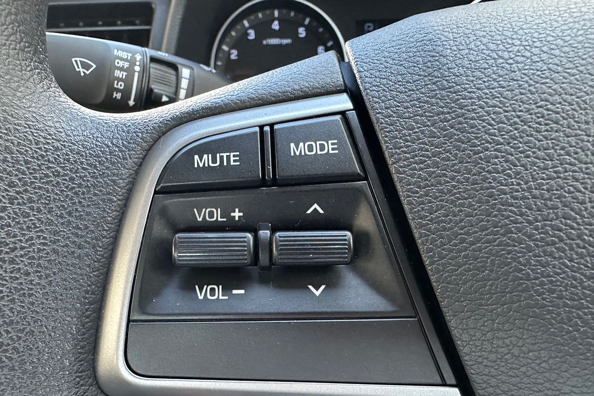 2016 Hyundai Elantra Active AD