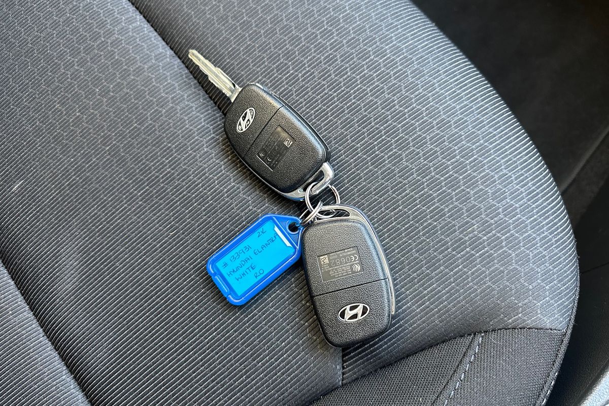 2016 Hyundai Elantra Active AD