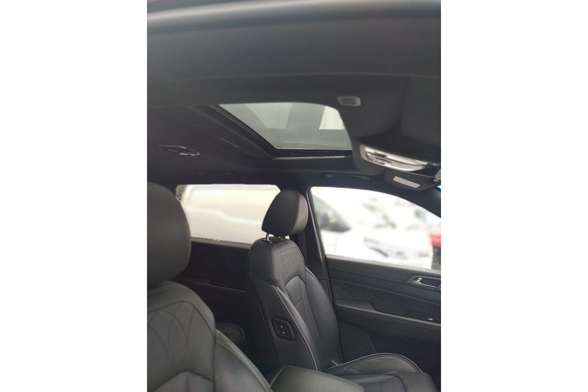 2024 SsangYong Rexton Ultimate Y461
