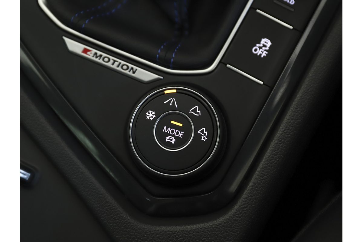 MY23 Volkswagen Tiguan R 7 Speed DSG (AX1RTT/23)