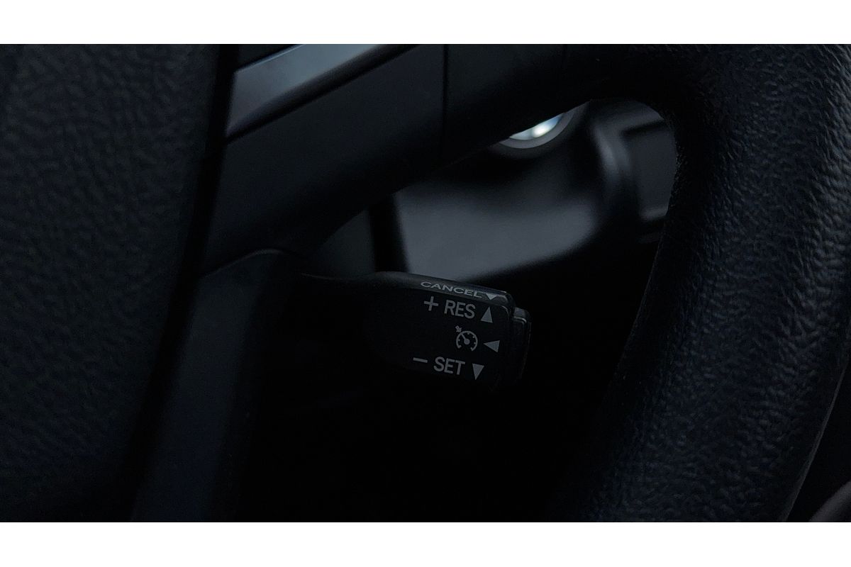 2017 Toyota Camry ALTISE HYBRID AVV50R MY16