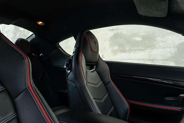 2018 Maserati GranTurismo Sport M145