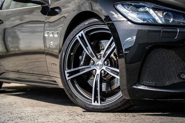 2018 Maserati GranTurismo Sport M145