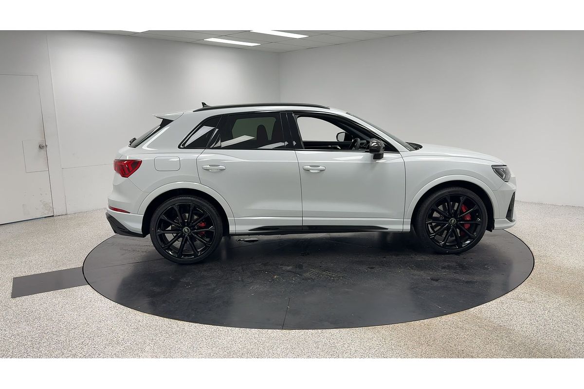 2024 Audi RS Q3 F3