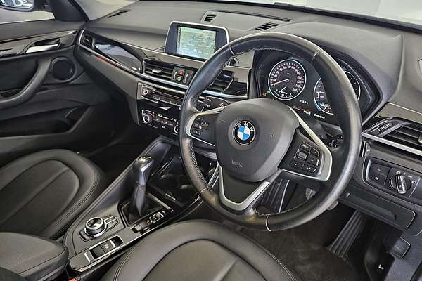 2016 BMW X1 sDrive18d F48