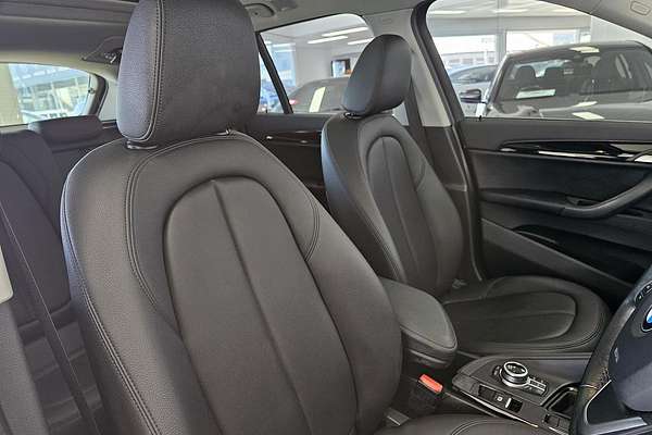 2016 BMW X1 sDrive18d F48