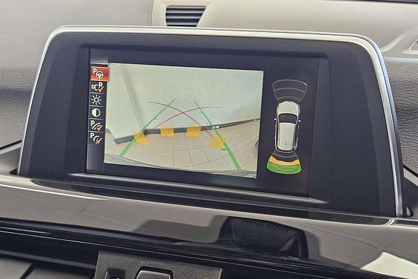 2016 BMW X1 sDrive18d F48