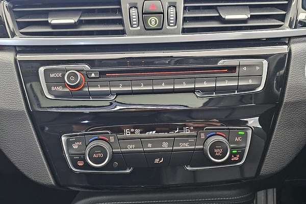 2016 BMW X1 sDrive18d F48