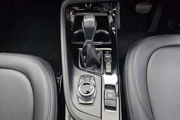 2016 BMW X1 sDrive18d F48