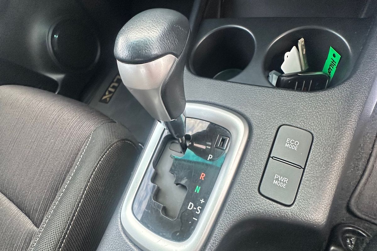 2018 Toyota Hilux SR5 GUN126R