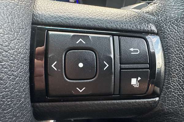 2018 Toyota Hilux SR5 GUN126R